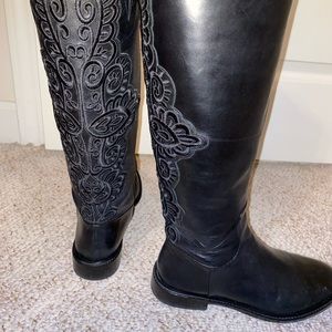 Gianni Bini 8.5M with lace detail like new